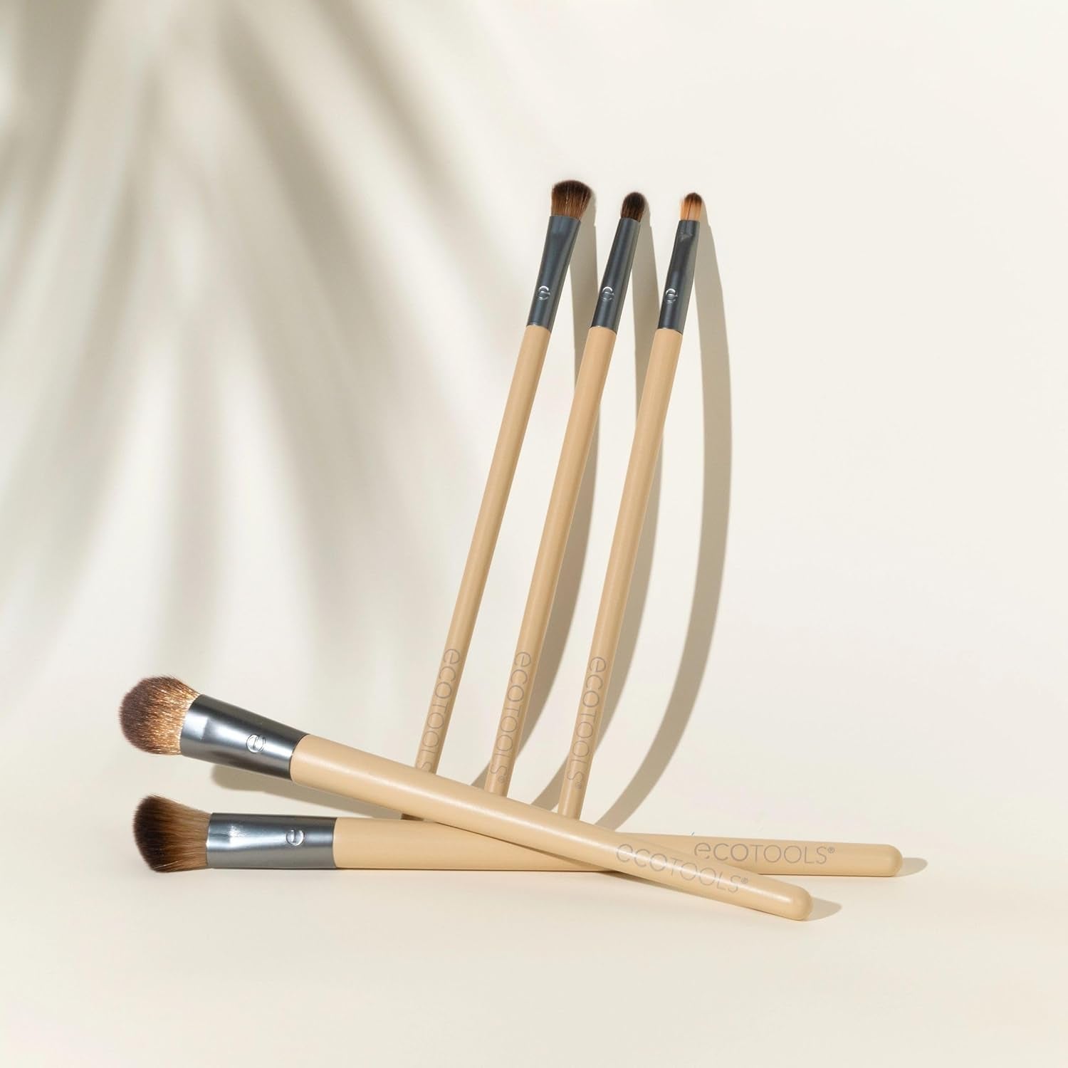 Daily Defined Eye Brush Set with Storage Tray - Eco-Friendly Synthetic Brushes for Versatile Eyeshadow and Eyeliner Application, Vegan and Cruelty-Free, 5-Piece Collection